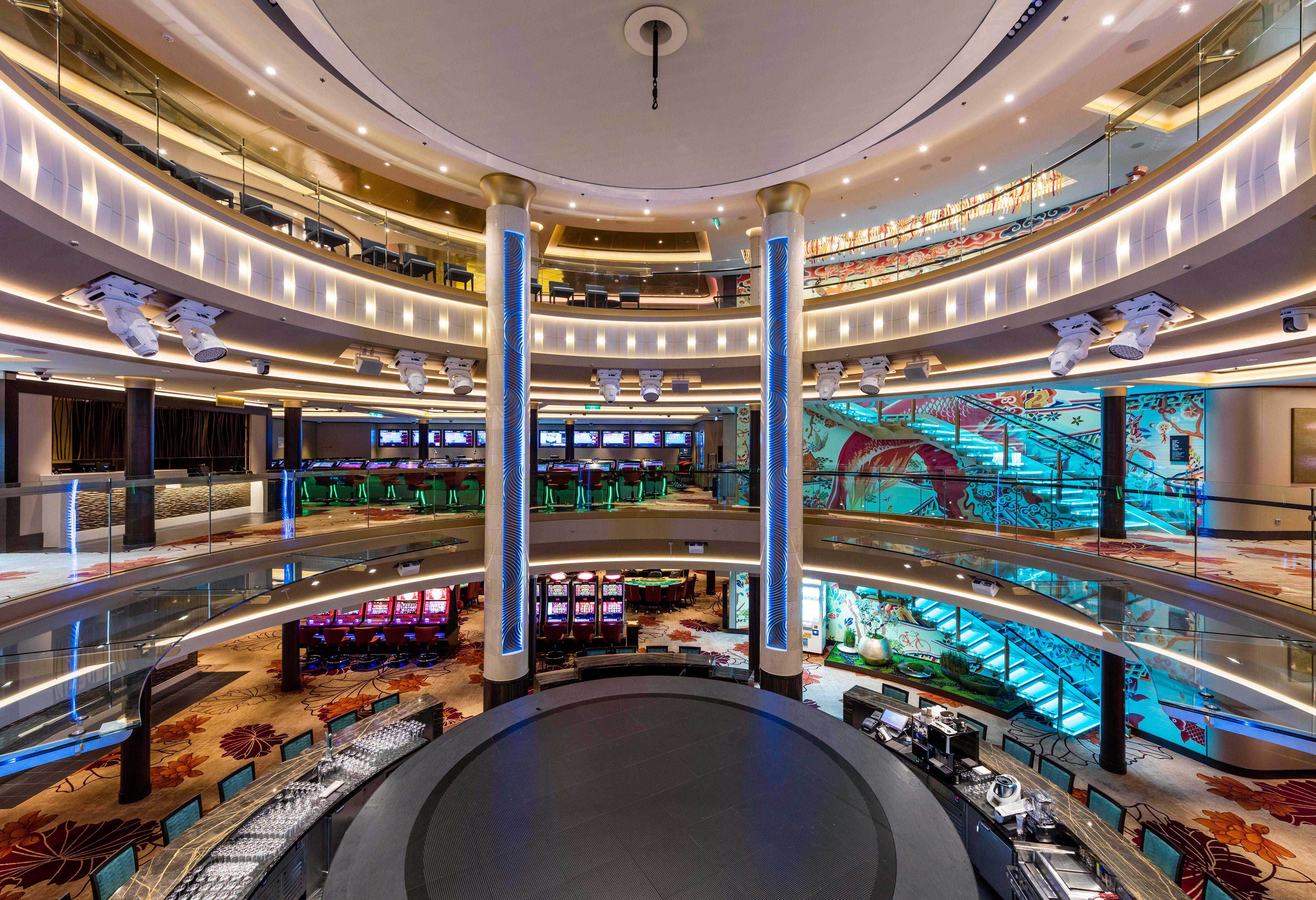 genting dream cruise interior